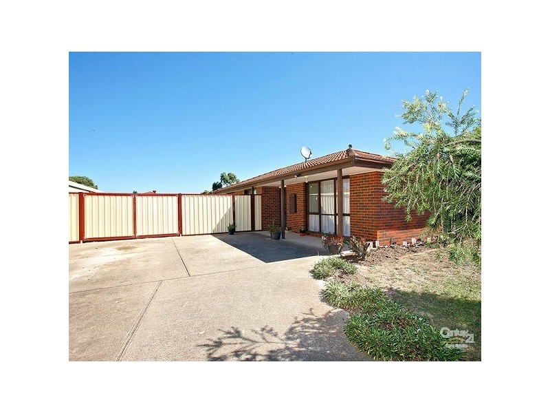 9 Metropolitan Ave, Craigieburn VIC 3064