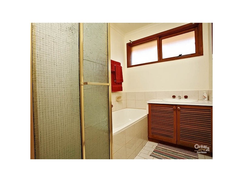 9 Metropolitan Ave, Craigieburn VIC 3064