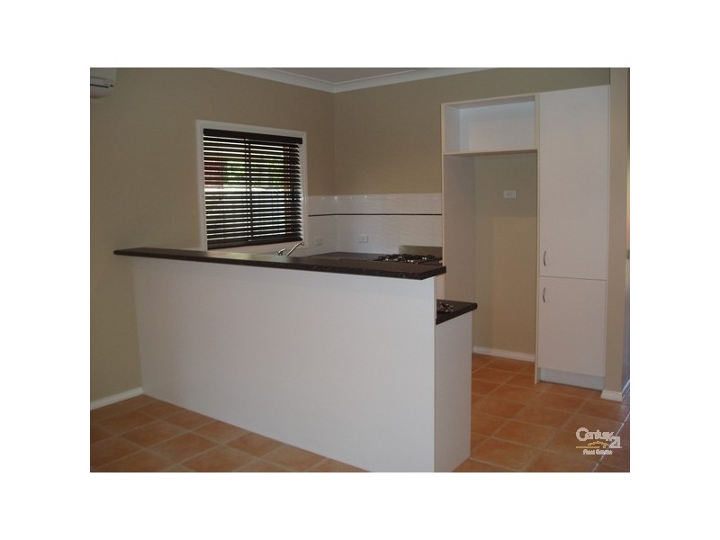 33 Woodlea Crescent, Craigieburn VIC 3064