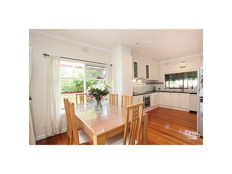 9 Hardy Ave, Craigieburn VIC 3064