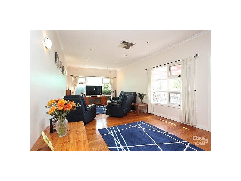 9 Hardy Ave, Craigieburn VIC 3064