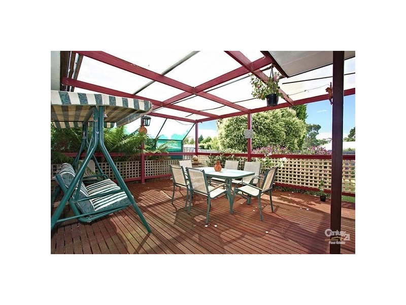 9 Hardy Ave, Craigieburn VIC 3064