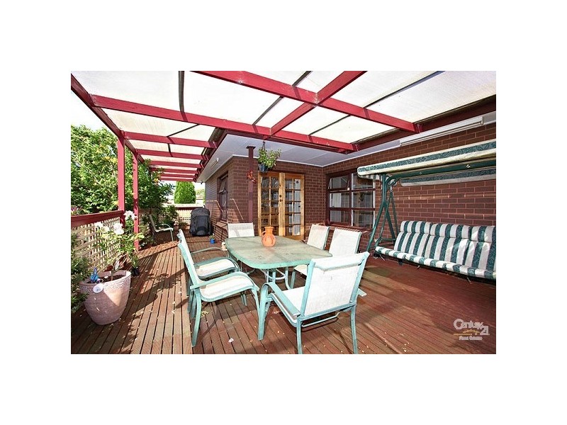 9 Hardy Ave, Craigieburn VIC 3064