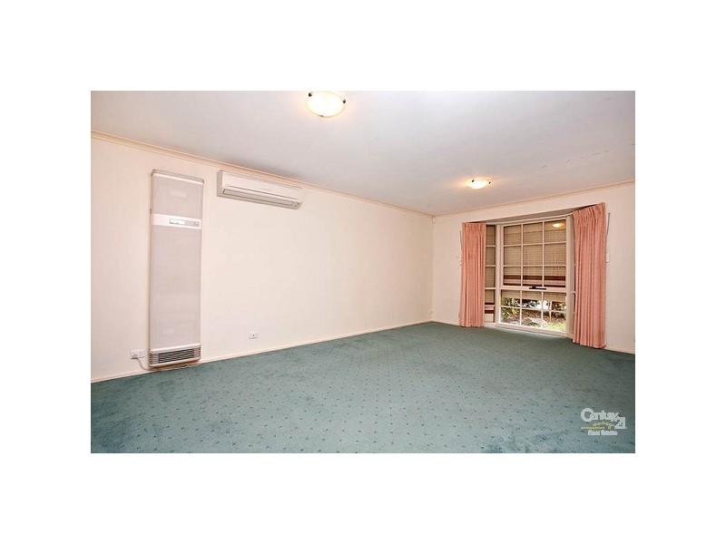 56 Rokeby Crescent, Craigieburn VIC 3064