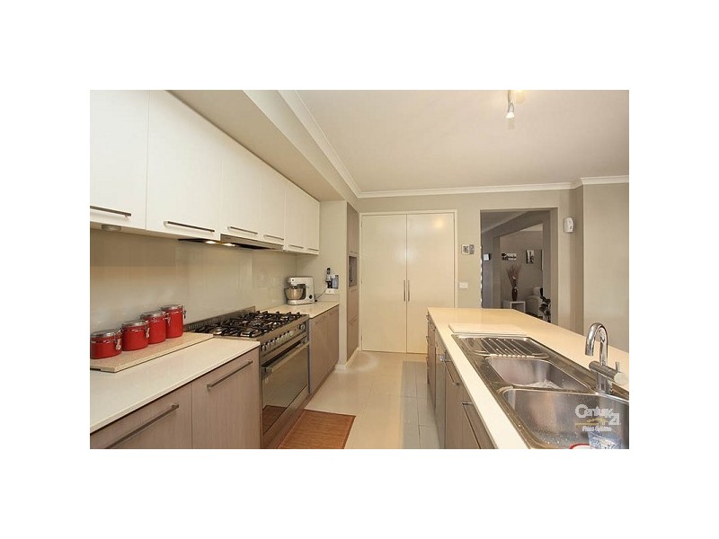 22 Gippsland way, Craigieburn VIC 3064