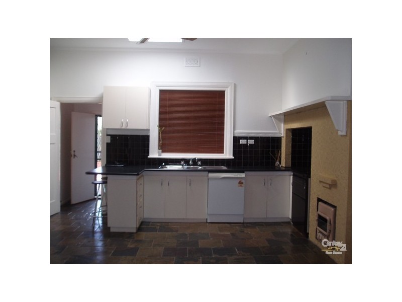 205 Essex Street, Footscray VIC 3011