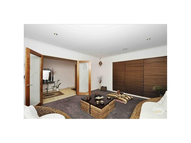 70 Kinglake Crescent, Craigieburn VIC 3064