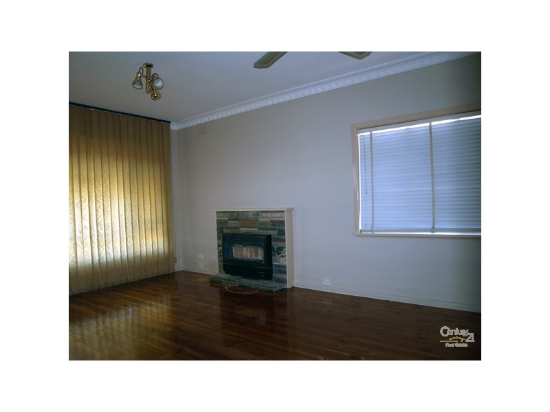 225 West Street, Glenroy VIC 3046