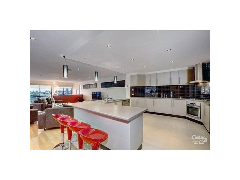 7 Beltana Lane, Roxburgh Park VIC 3064