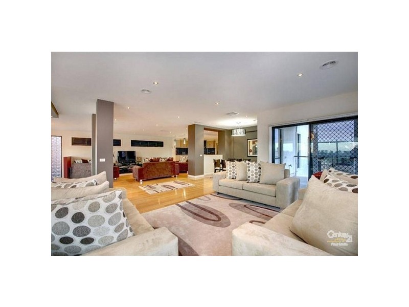 7 Beltana Lane, Roxburgh Park VIC 3064