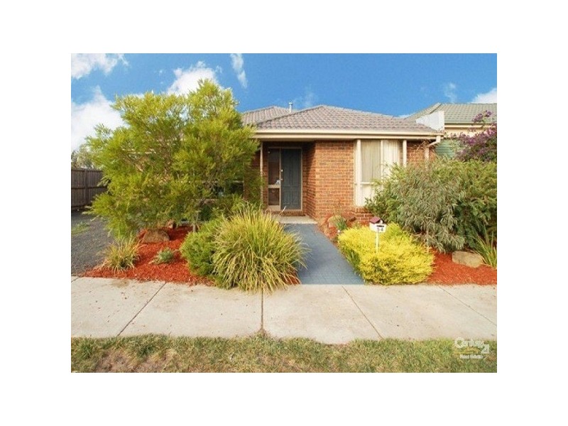 54 Marne Drive, Roxburgh Park VIC 3064