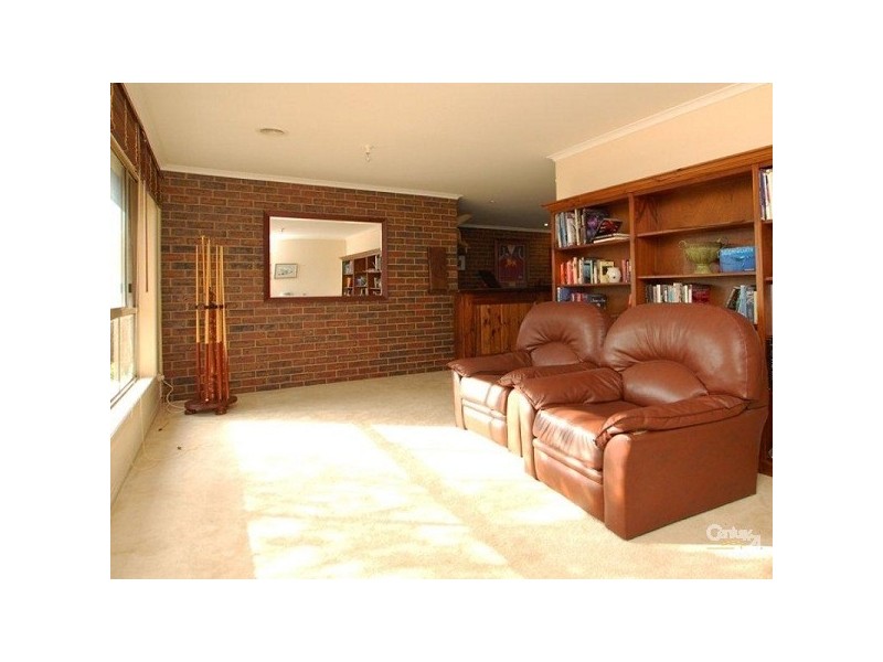 54 Marne Drive, Roxburgh Park VIC 3064