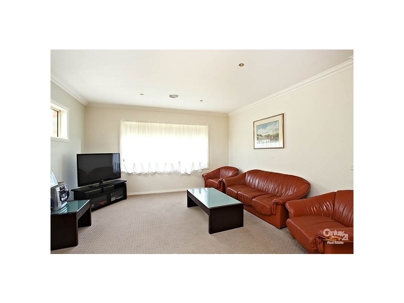 1 Swinburne Close, Craigieburn VIC 3064