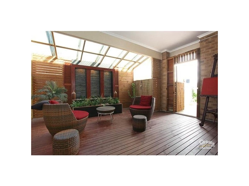 22 Gippsland Way, Craigieburn VIC 3064