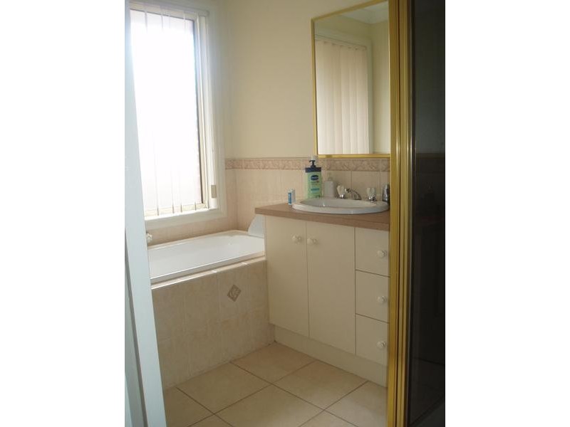 42 Parkin Avenue, Caroline Springs VIC 3023