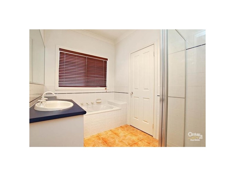 7 Greenfield Court, Craigieburn VIC 3064