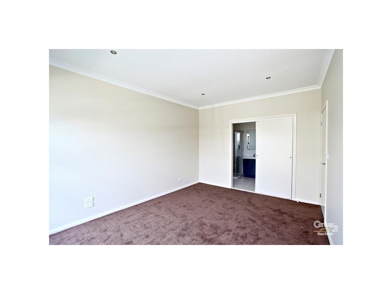 8 Bower Way, Doreen VIC 3754