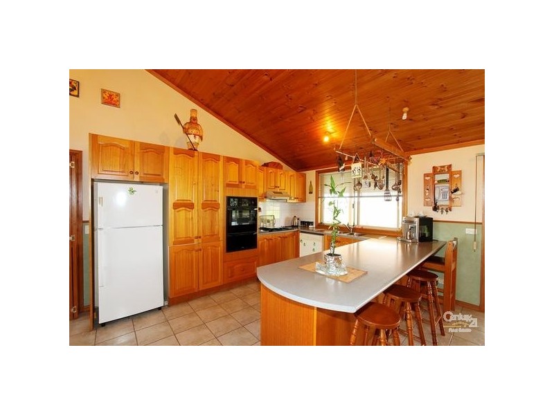 17 Whiteside Street, Beveridge VIC 3753