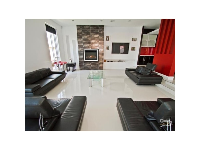 33 Corringa Way, Craigieburn VIC 3064