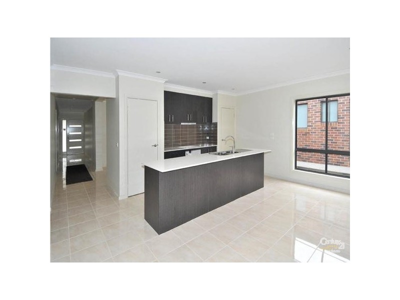 62 Bridgehaven Drive, Craigieburn VIC 3064