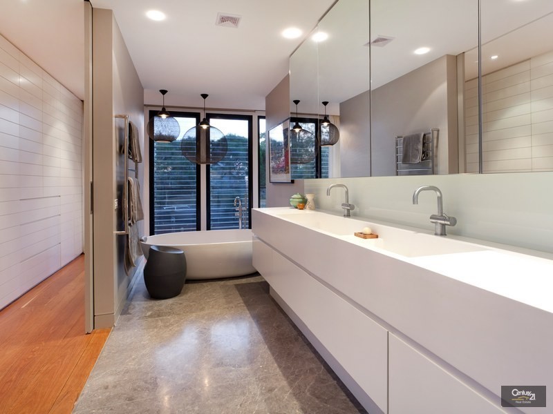 5 Orchard Lane, Mount Eliza VIC 3930