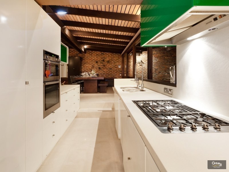 5 Orchard Lane, Mount Eliza VIC 3930