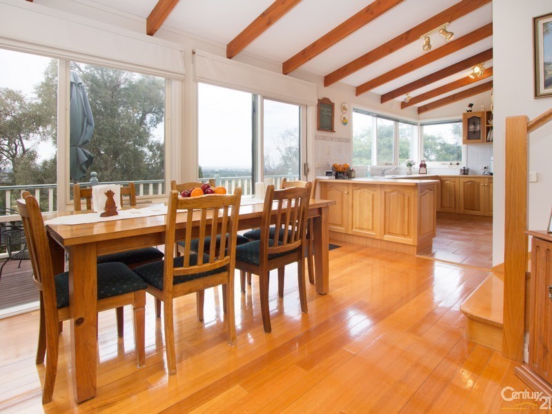 58-60 Eumeralla Grove, Mount Eliza VIC 3930