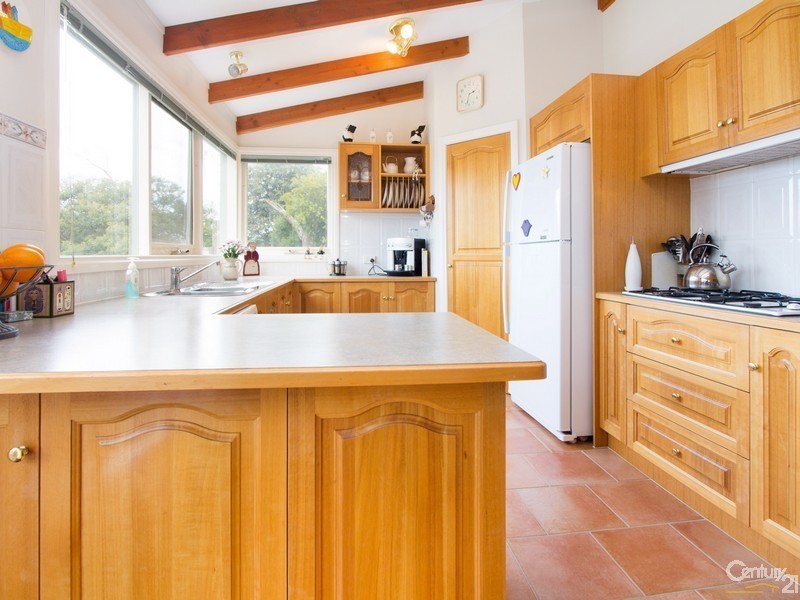 58-60 Eumeralla Grove, Mount Eliza VIC 3930