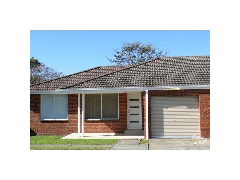 4/16-20 Johns Road, Mornington VIC 3931