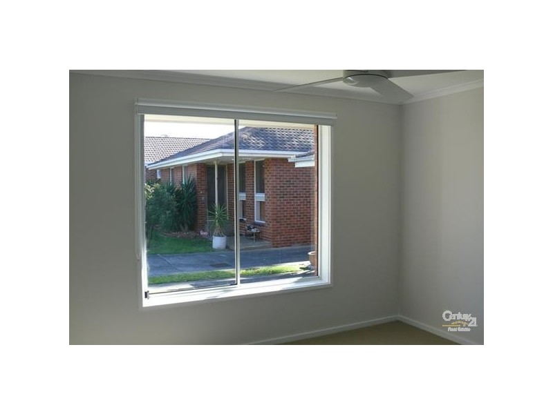 4/16-20 Johns Road, Mornington VIC 3931