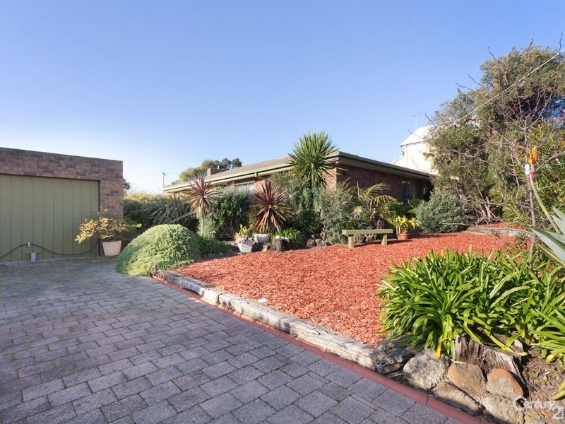 21 Ti Tree Grove, Mornington VIC 3931