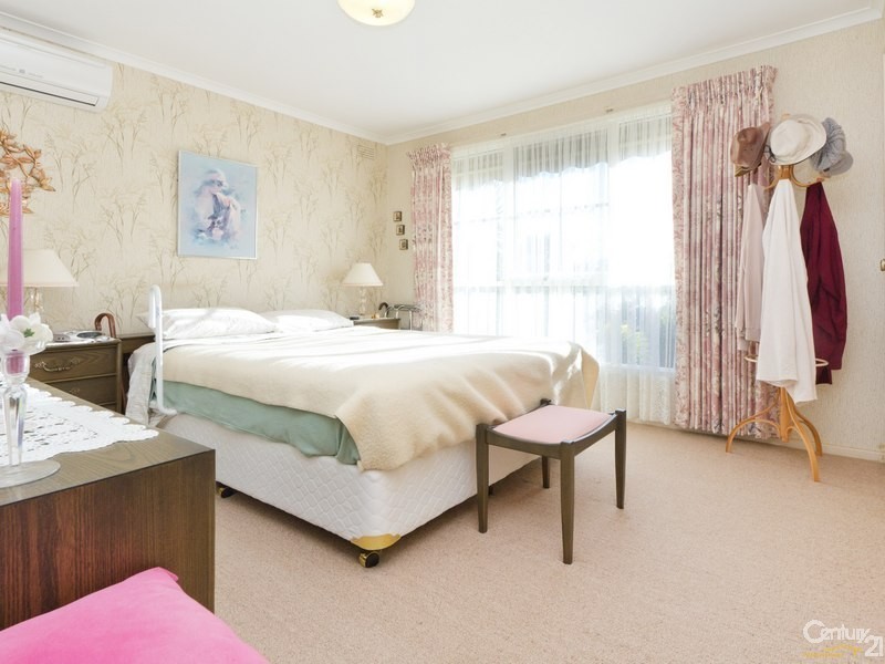 21 Ti Tree Grove, Mornington VIC 3931