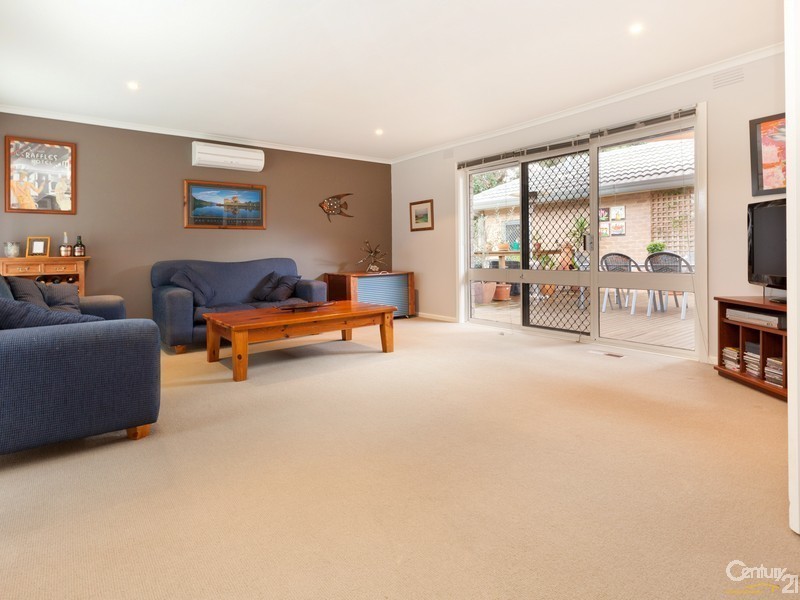 27 Koetong Parade, Mount Eliza VIC 3930