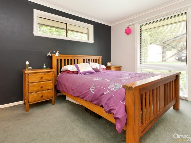 27 Koetong Parade, Mount Eliza VIC 3930