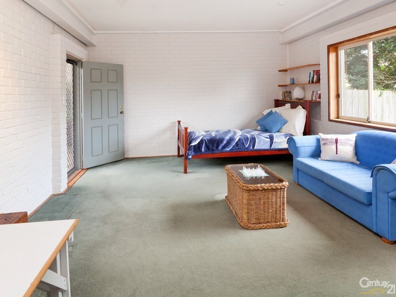 27 Koetong Parade, Mount Eliza VIC 3930