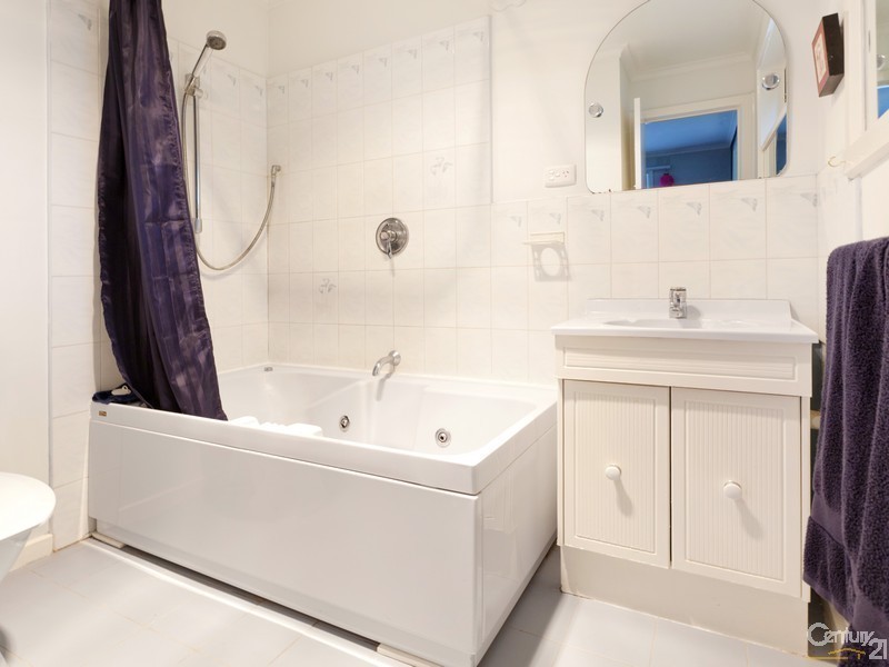 27 Koetong Parade, Mount Eliza VIC 3930