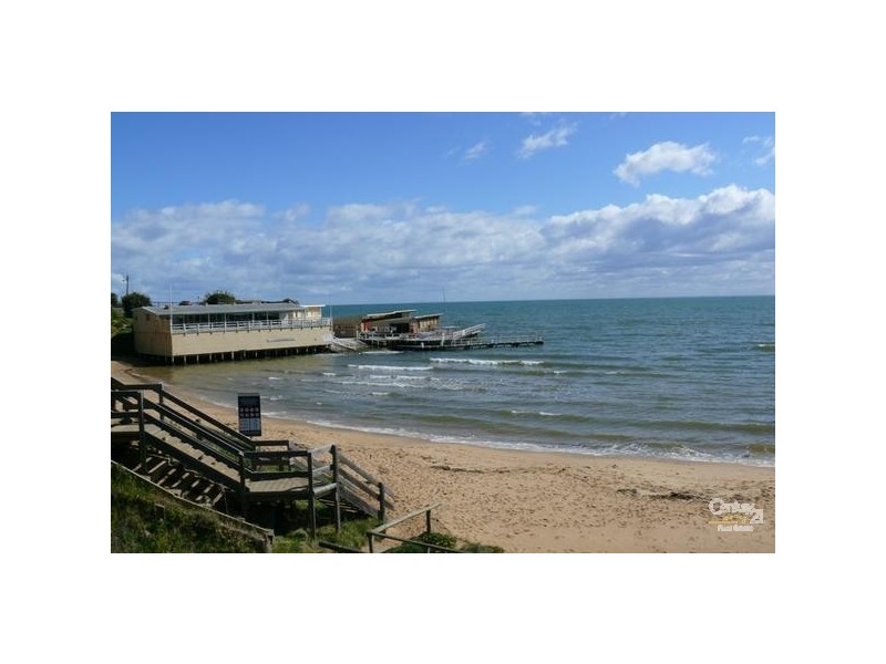 33 Glen Shian Crescent, Mount Eliza VIC 3930