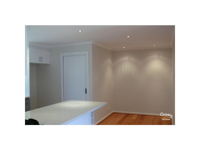 4/16-20 Johns Road, Mornington VIC 3931