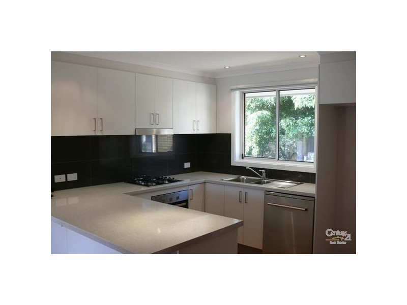 4/16-20 Johns Road, Mornington VIC 3931