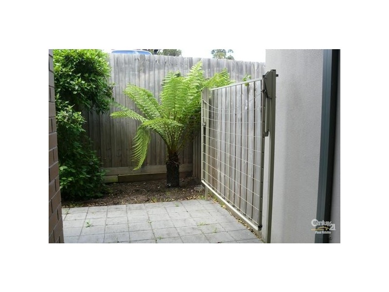 1/6 Spray Street, Mornington VIC 3931