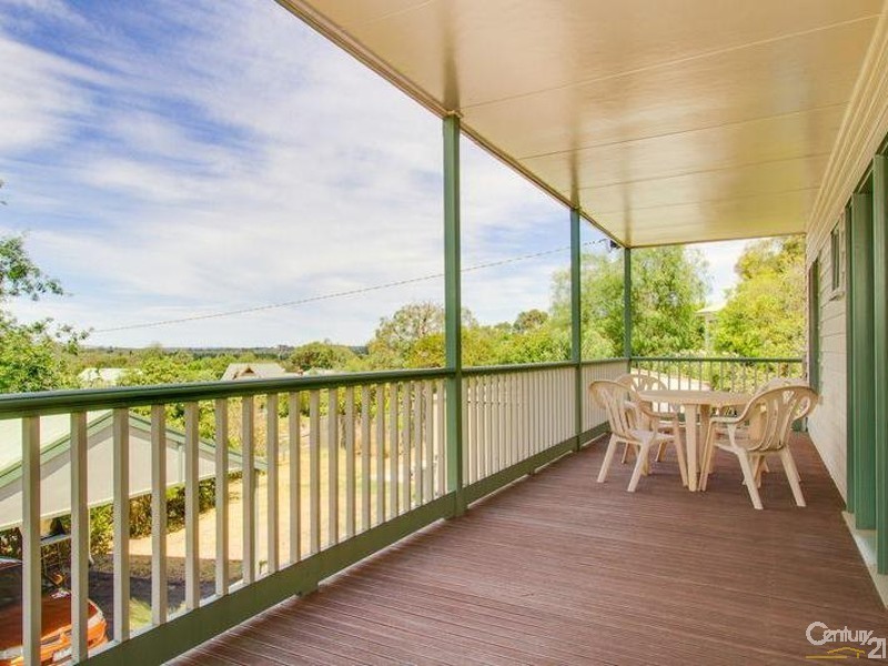 74 Station Street, Mount Eliza VIC 3930