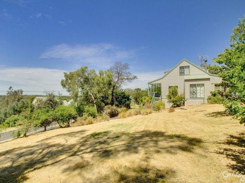 74 Station Street, Mount Eliza VIC 3930