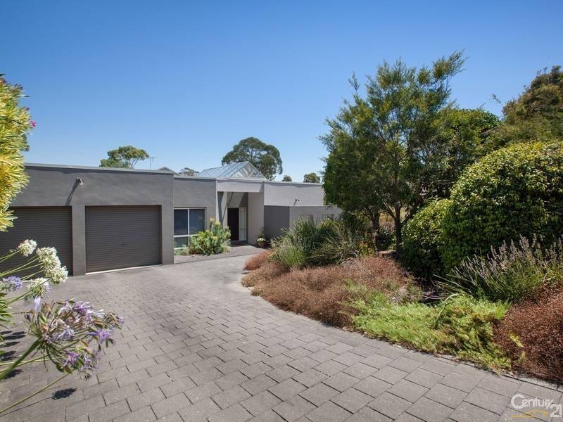 20 Kolora Crescent, Mount Eliza VIC 3930