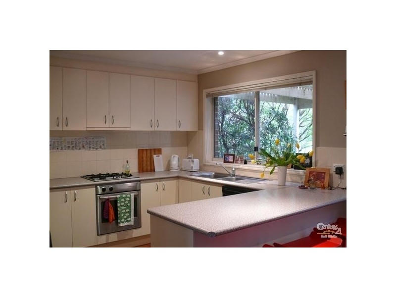 16 Layton Crescent, Mount Martha VIC 3934