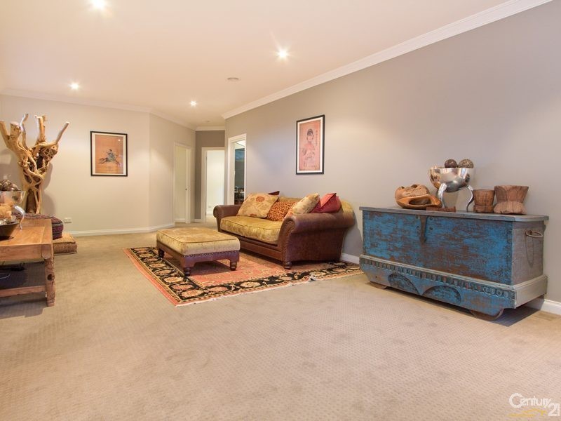 240 Moorooduc Road, Mount Eliza VIC 3930