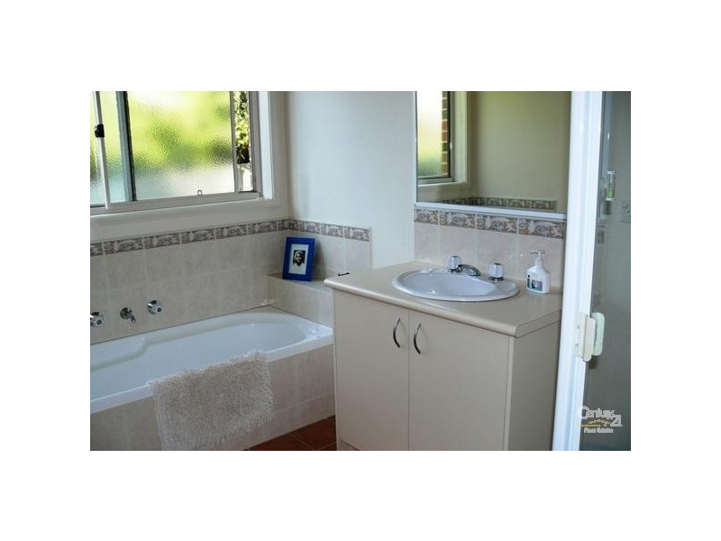 16 Layton Crescent, Mount Martha VIC 3934