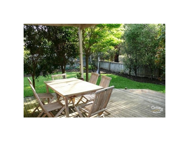 16 Layton Crescent, Mount Martha VIC 3934