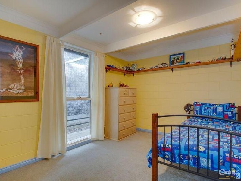 22 Ti Tree Grove, Mornington VIC 3931