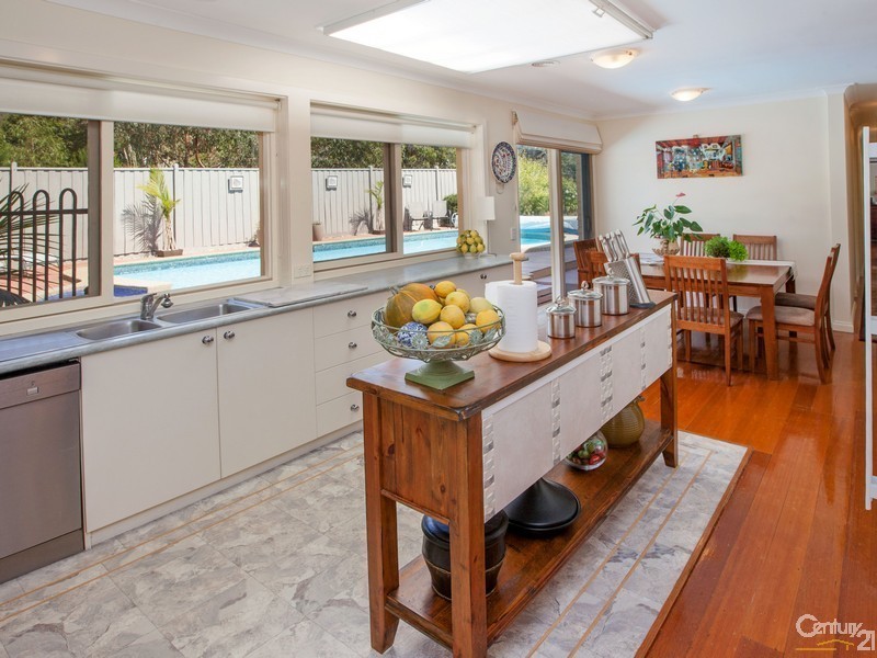 14 Wiringa Crescent, Mount Eliza VIC 3930