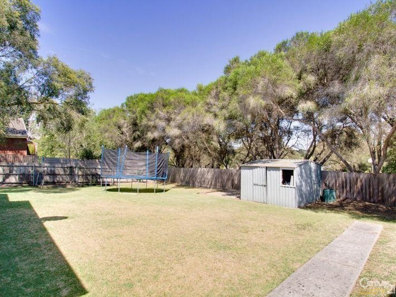 106 Clarendon Drive, Somerville VIC 3912